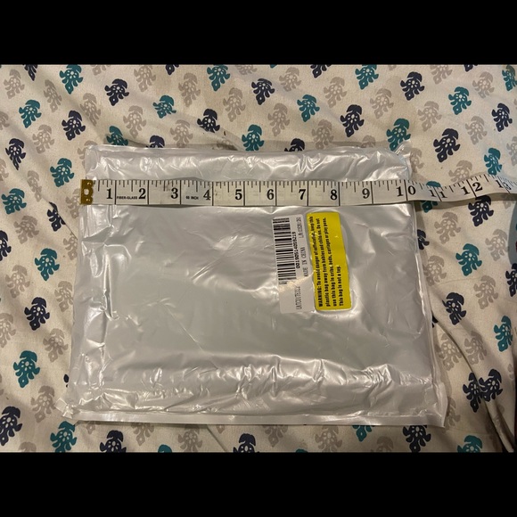 Brand new with tag Apple IPad case - Picture 8 of 8